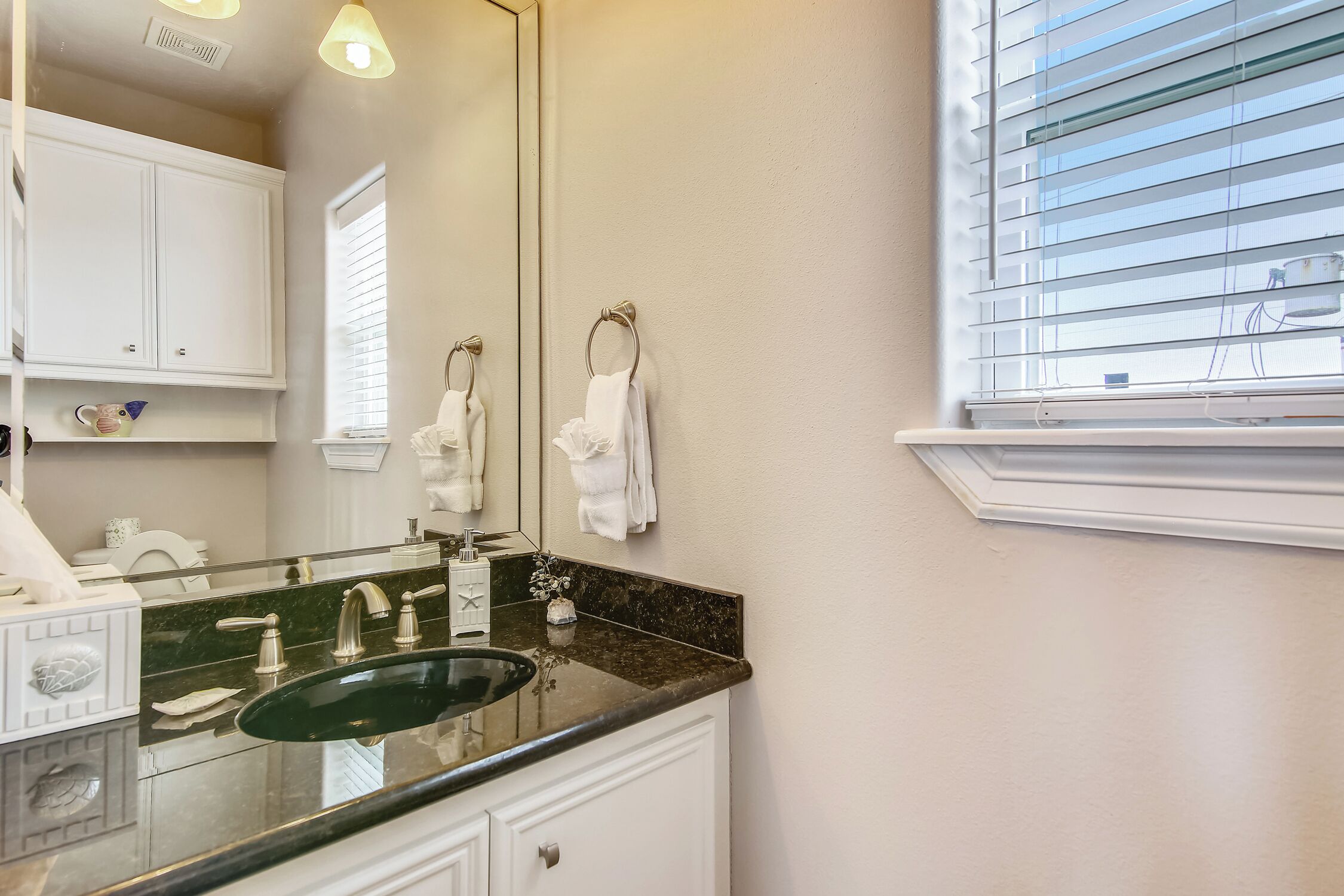 House (3 Bedrooms) | Property amenity