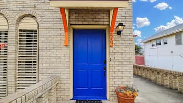 House (3 Bedrooms) | Property amenity