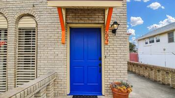 House (3 Bedrooms) | Property amenity