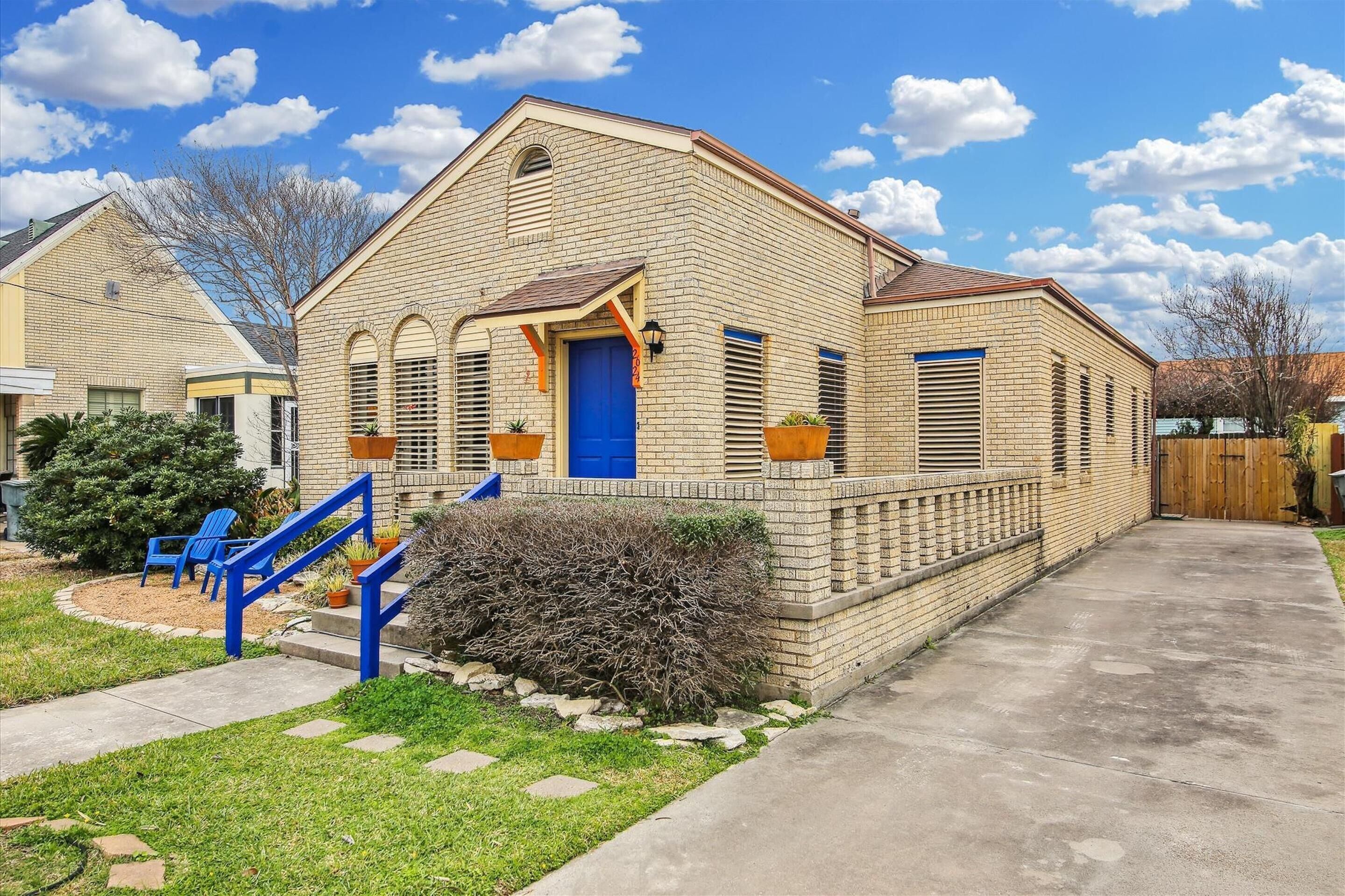 House (3 Bedrooms) | Property amenity