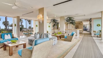 Condo (2 Bedrooms) | Property amenity