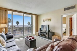 Condo (2 Bedrooms) | Property amenity - Beachfront Hideaway by Ryson Vacation Rentals (Galveston)