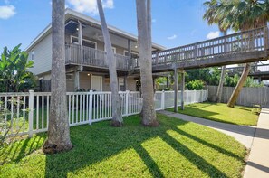 House (3 Bedrooms) | Property amenity - Herons Nest by Ryson Vacation Rentals (Galveston)