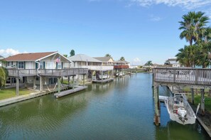 House (3 Bedrooms) | Property amenity - Herons Nest by Ryson Vacation Rentals (Galveston)
