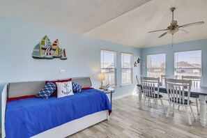 House, Multiple Beds, Ocean View | 2 bedrooms, individually decorated, individually furnished, free WiFi - Grace's Getaway (Galveston)