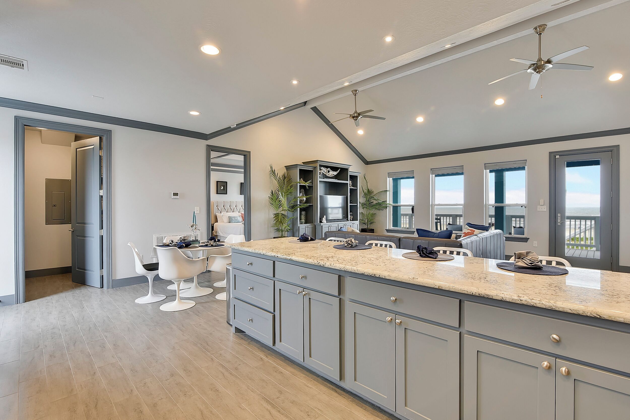 House (3 Bedrooms) | Property amenity