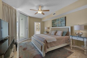 2 bedrooms, iron/ironing board, travel cot, free WiFi