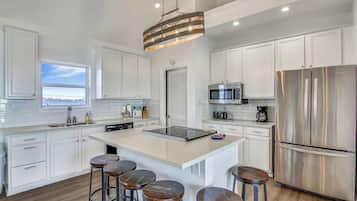 Nhà (6 Bedrooms) | Tiện nghi, dịch vụ nơi lưu trú