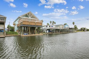 House, Multiple Beds | Lake view