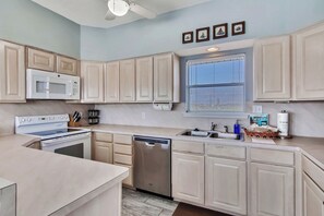 Property amenity - Mutiny on the Bounty by Ryson Vacation Rentals (Galveston)