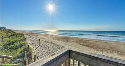 ~New Openings~ Tropical 2 bed 2 bath, in an OCEANFRONT complex with 3 pools