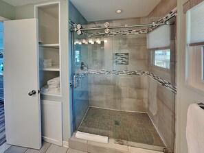 House (2 Bedrooms) | Property amenity