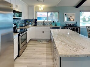 House (2 Bedrooms) | Property amenity - Reel Paradise by Ryson Vacation Rentals (Galveston)