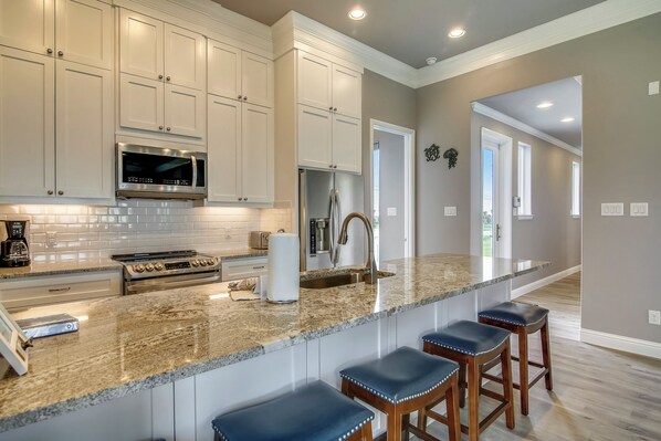 House (4 Bedrooms) | Property amenity