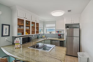 House (4 Bedrooms) | Property amenity - Sea Loft by Ryson Vacation Rentals (Galveston)