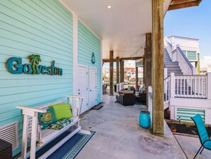 House (3 Bedrooms) | Property amenity - Sea Y'All by Ryson Vacation Rentals (Galveston)