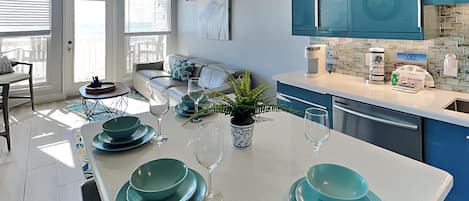 Condo (2 Bedrooms) | Property amenity