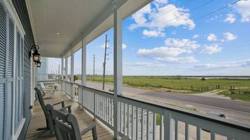 House (4 Bedrooms) | Property amenity