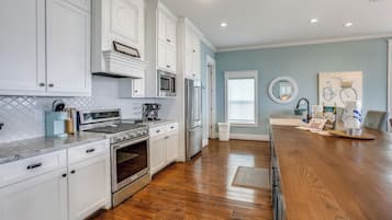 House (4 Bedrooms) | Property amenity