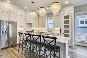 Casa (4 Bedrooms) | Servicio de la propiedad