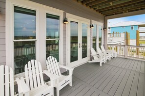 Casa (4 Bedrooms) | Servicio de la propiedad