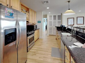 House (4 Bedrooms) | Property amenity