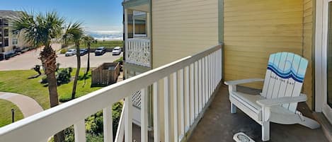 Condo (1 Bedroom) | Front of property