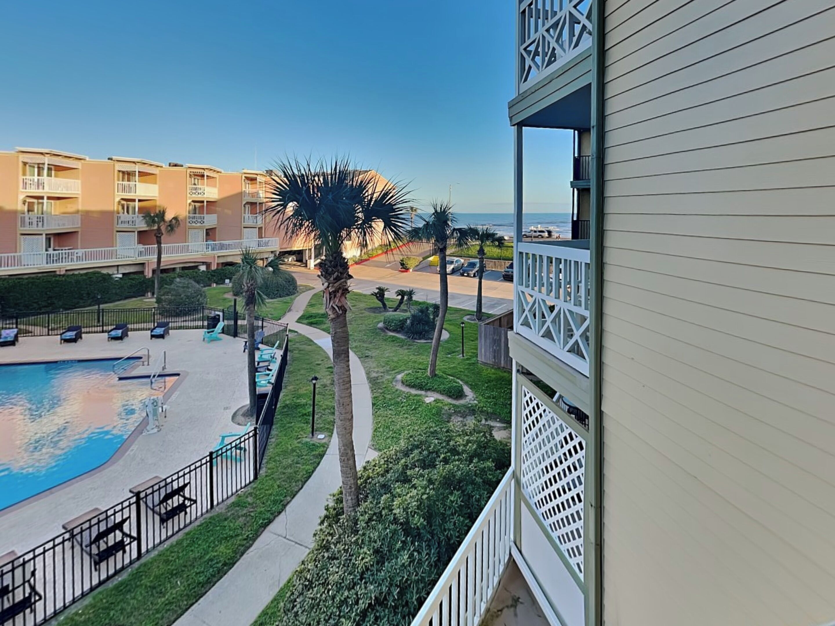 Condo (1 Bedroom) | Property amenity
