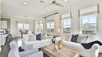 House (3 Bedrooms) | Front of property