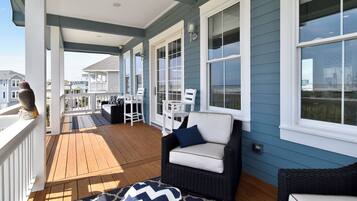 House (3 Bedrooms) | Property amenity