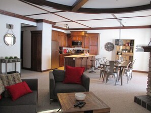 Télévision, cheminée, Netflix, services de streaming