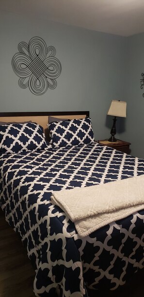 2 bedrooms, WiFi, bed sheets