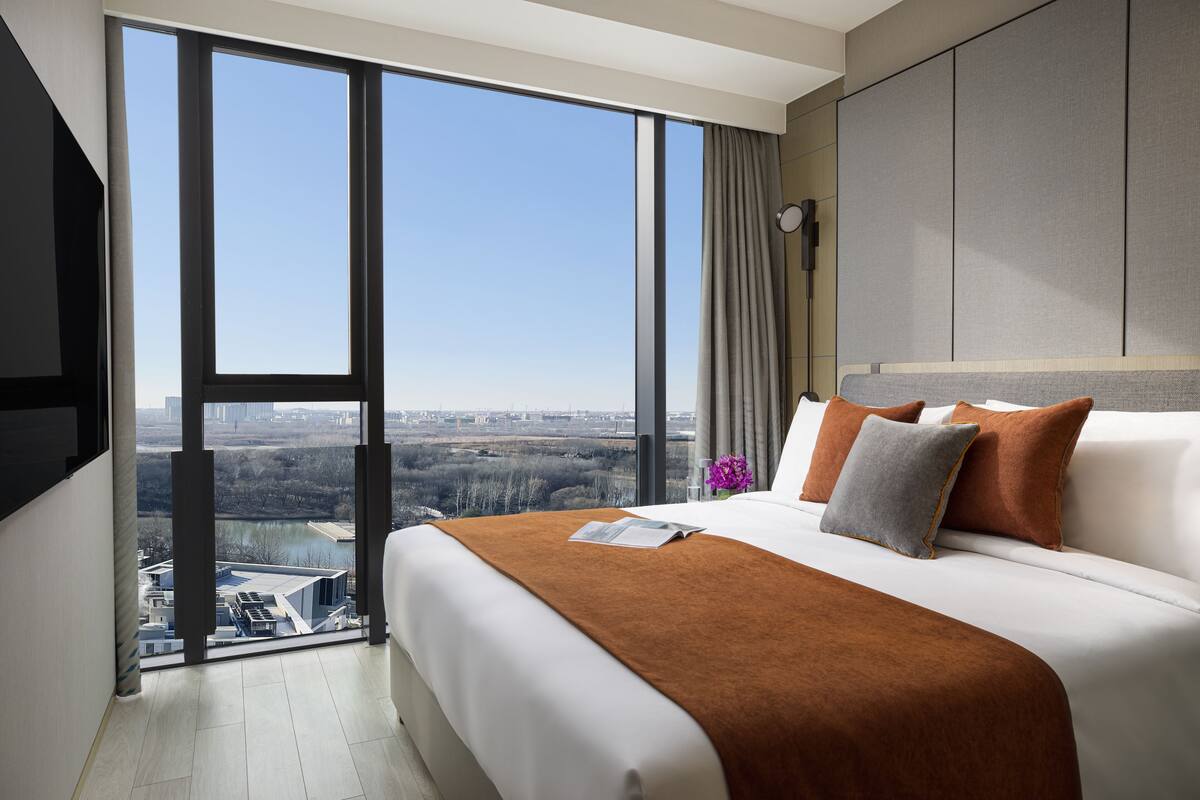 Two-Bedroom Deluxe | Premium bedding, minibar, in-room safe, desk
