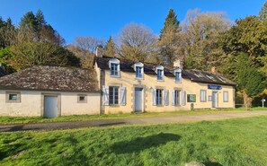 Exterior - Cottage (Bon Repos sur Blavet)