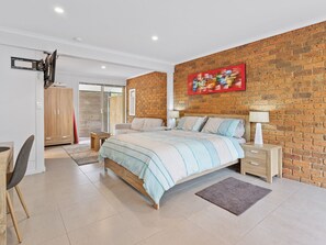 1 bedroom, iron/ironing board, free WiFi, bed sheets