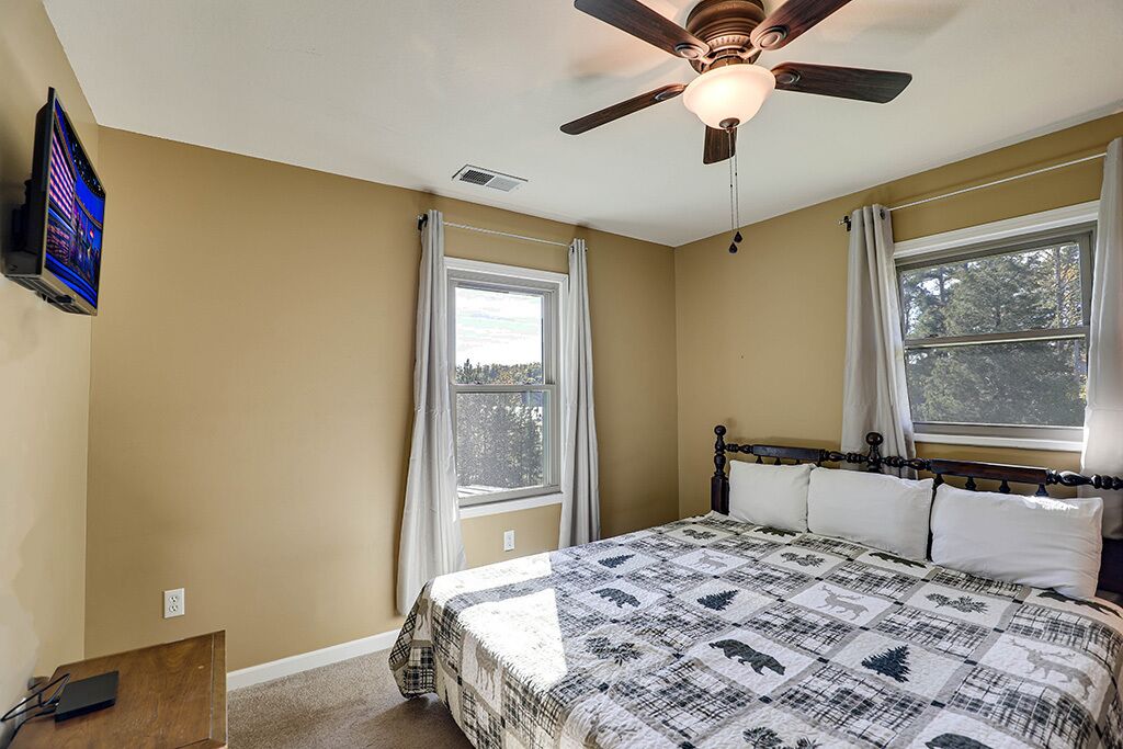 Pigeon Forge - Lake Daze - 3 Bedroom - Sleeps 14