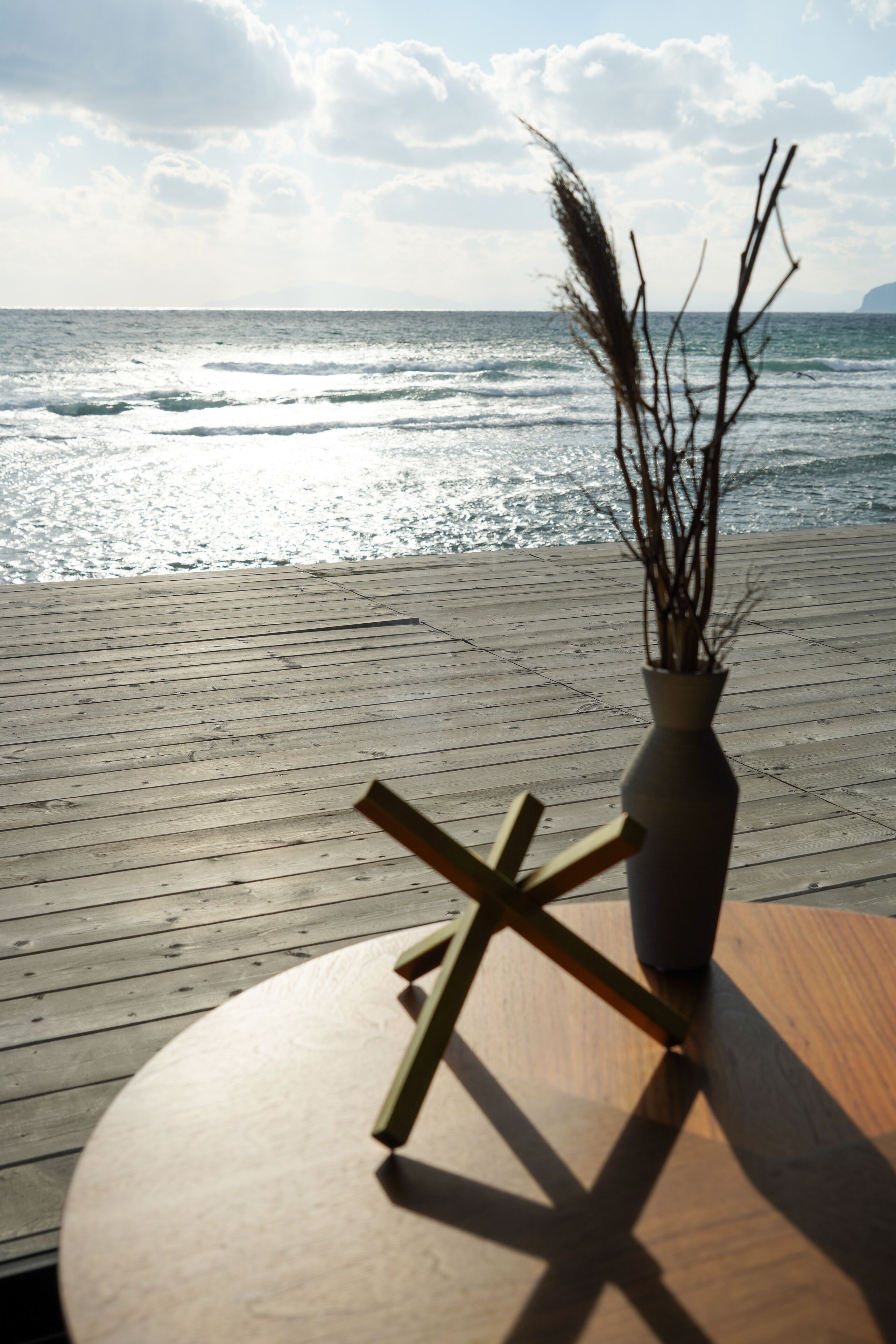 Design Condo for 6 Adults and 2 Children, Non Smoking | 2 bedrooms, desk, free WiFi, bed sheets