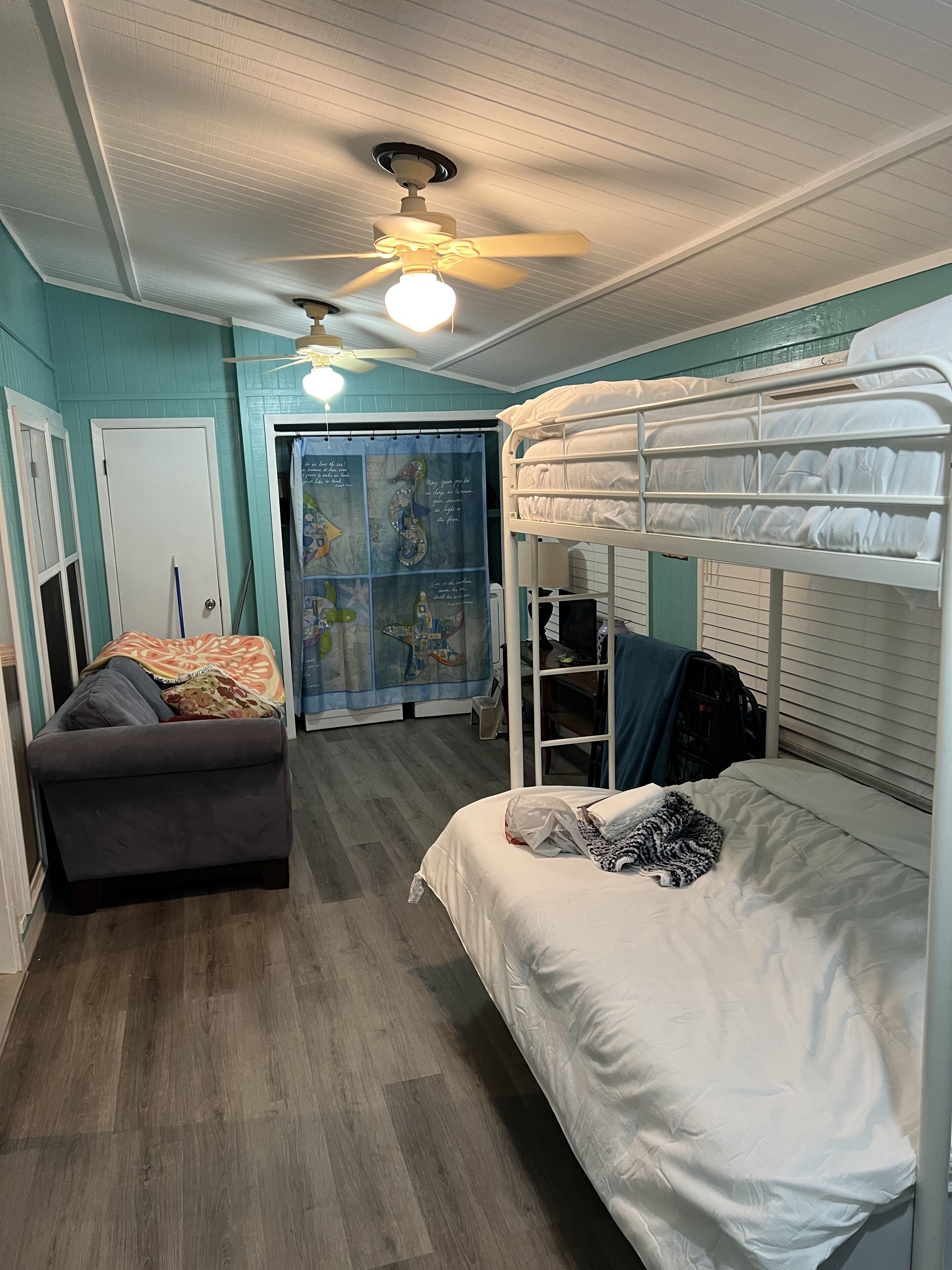 The anchor house at Treasure Island Bay side on the canal