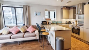 Interior - Folly View -  First floor apartment that sleeps 4 guests  in 2 bedrooms (Binfield)