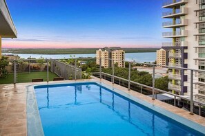 Pool - Inner City Darwin Apartment (Darwin)