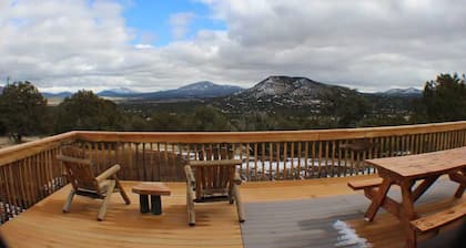 Hillside Cabin~Williams & Grand Canyon Destination