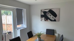 Dining - House - Sleeps 5 - Pet Friendly - West Facing Enclosed Rear Garden - On Street Parking (Lytham St. Anne's)