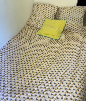 1 Schlafzimmer, Bügeleisen/Bügelbrett