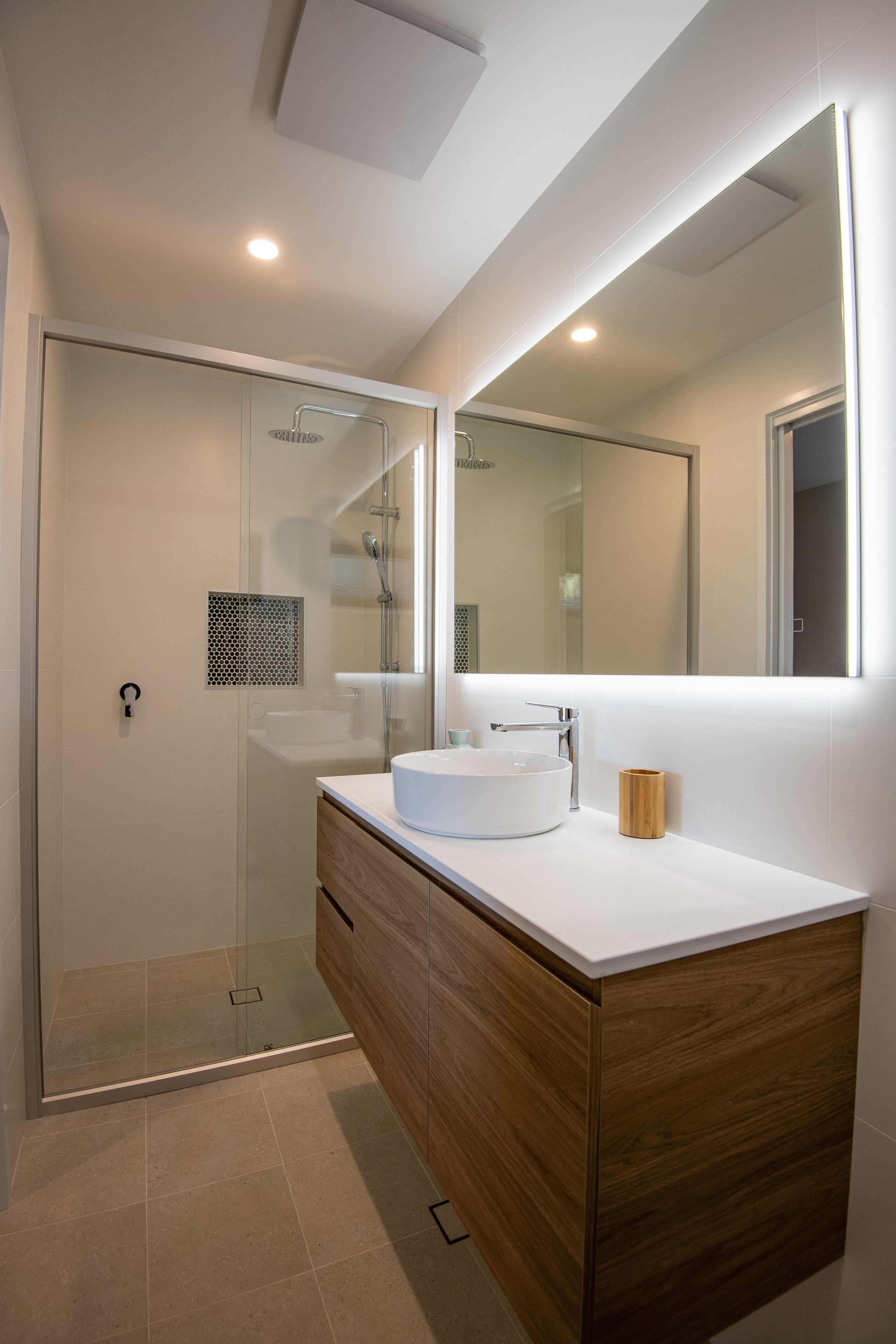 3bed 3bath house with lake views. 10mins from Jindabyne. 30 mins to ski tube — image 28