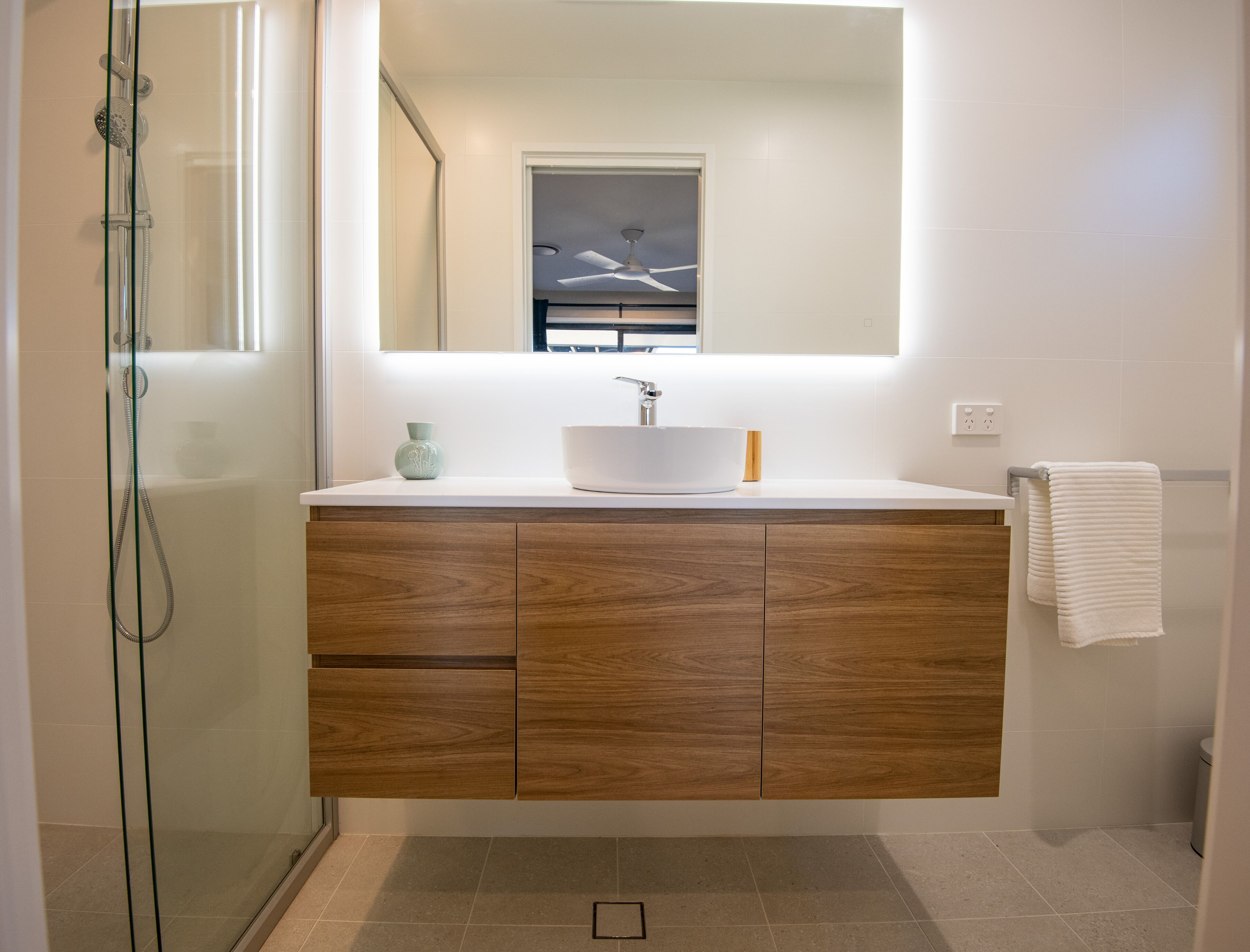 3bed 3bath house with lake views. 10mins from Jindabyne. 30 mins to ski tube — image 25