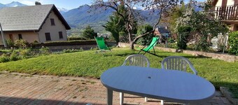 Garden level in detached house Nice view