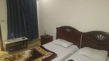 Deluxe Twin Room | Free WiFi