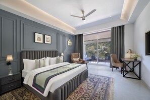 In-room safe, laptop workspace, iron/ironing board, free WiFi - juSTa Luxe Rasa Retreat & Spa, Rishikesh (Yamkeshwar)