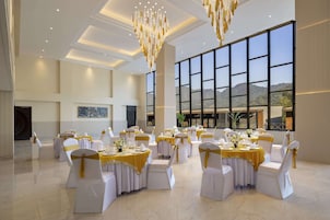 Banquet hall