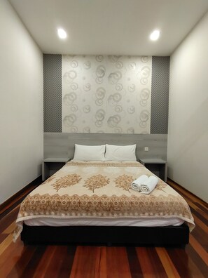 5 bedrooms